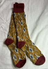 Load image into Gallery viewer, Floral long SOCKS
