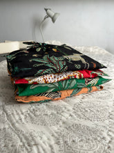 Load image into Gallery viewer, Jungle print pyjama set
